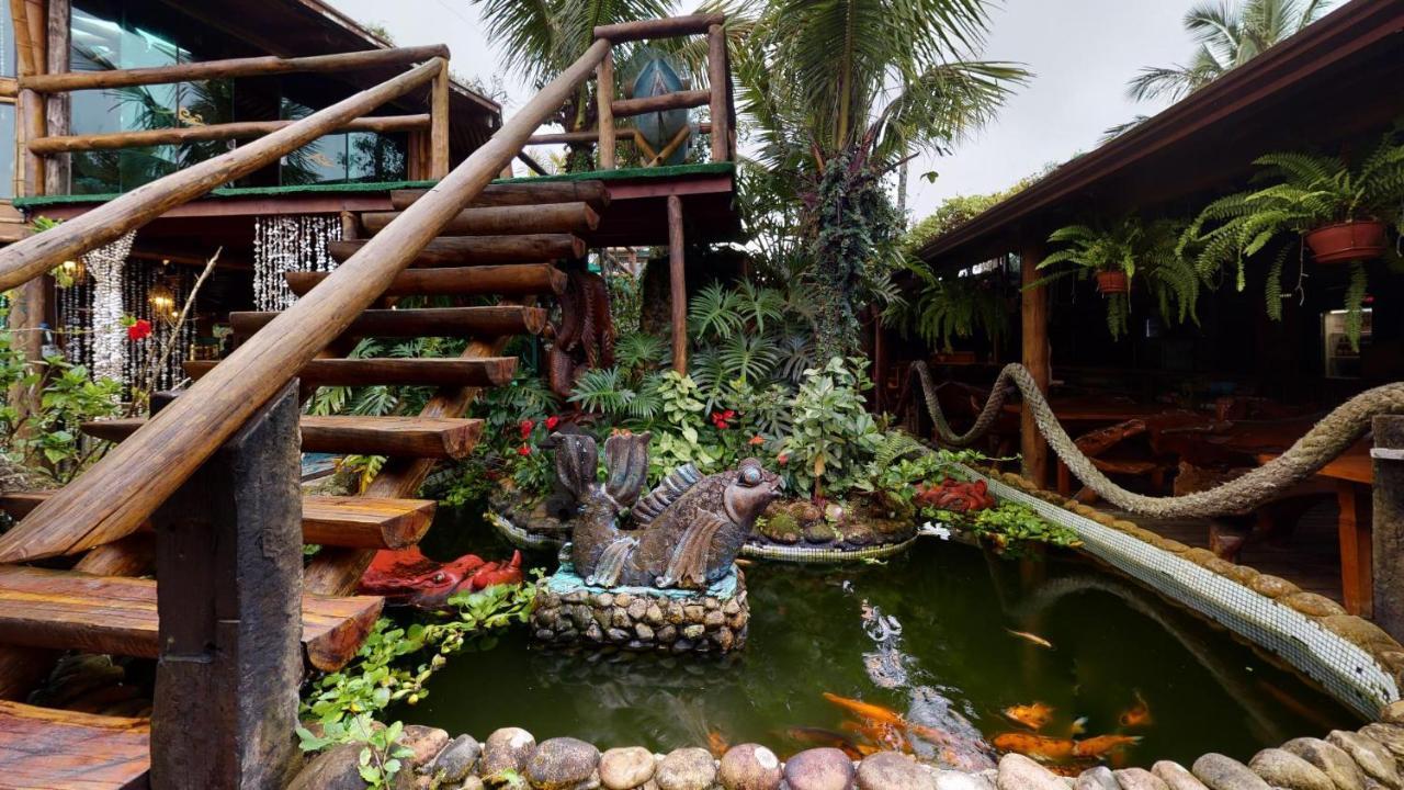 Grajagan Surf Resort Ilha do Mel Luaran gambar