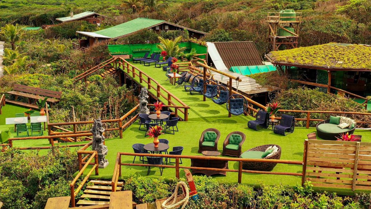 Grajagan Surf Resort Ilha do Mel Luaran gambar