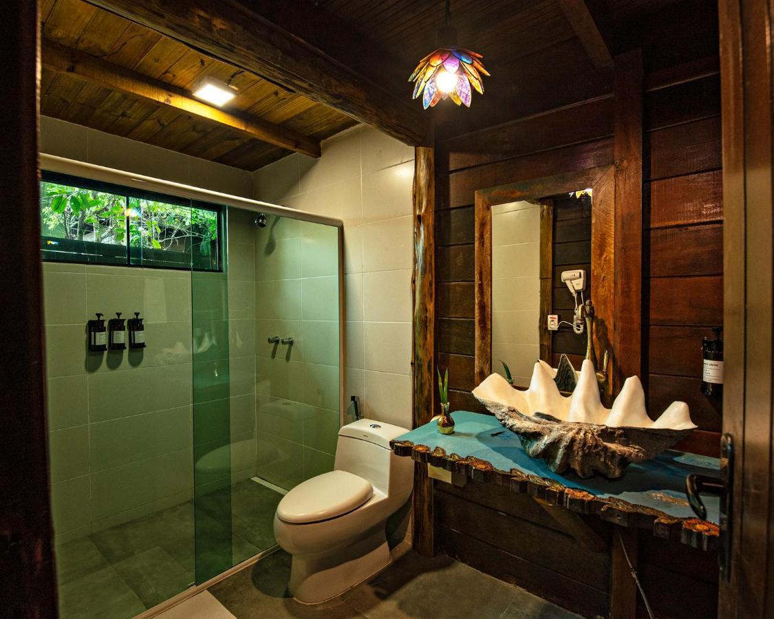Grajagan Surf Resort Ilha do Mel Bilik gambar