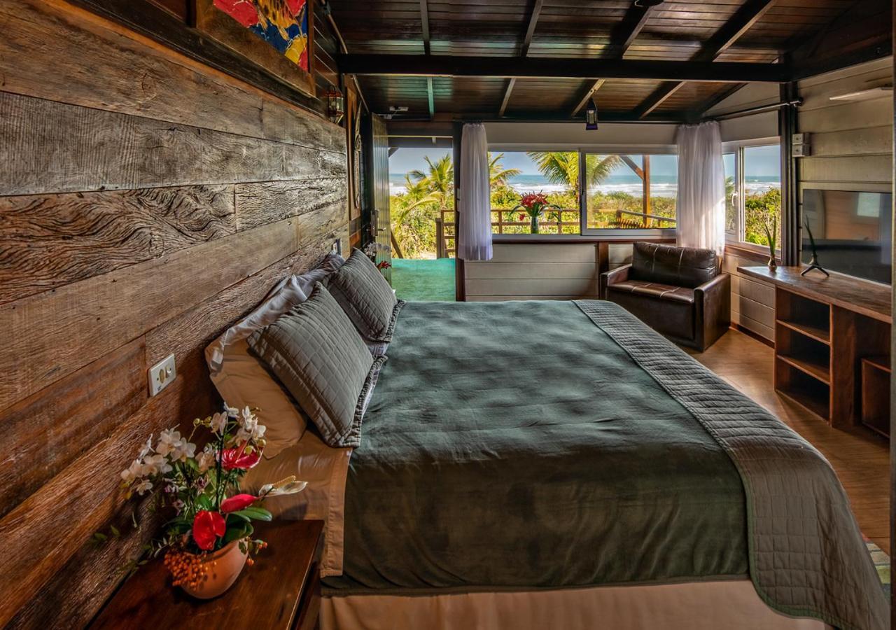Grajagan Surf Resort Ilha do Mel Luaran gambar